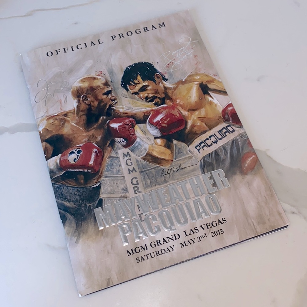 Collectible Manny Pacquiao Floyd Mayweather official boxing program 5/2/15